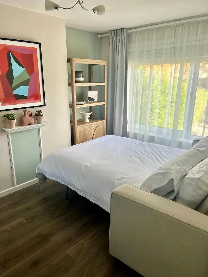 House With Garden And Parking 15 Min To City Center Edinburgh Vakantiehuis